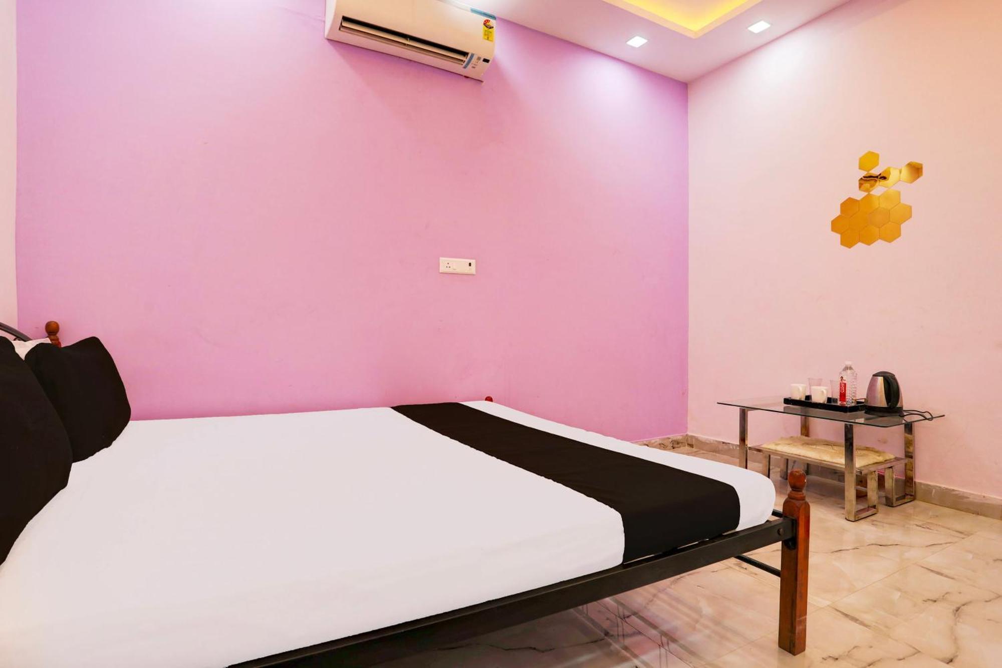 Hotel O Rajendra Palace 坎普尔 外观 照片
