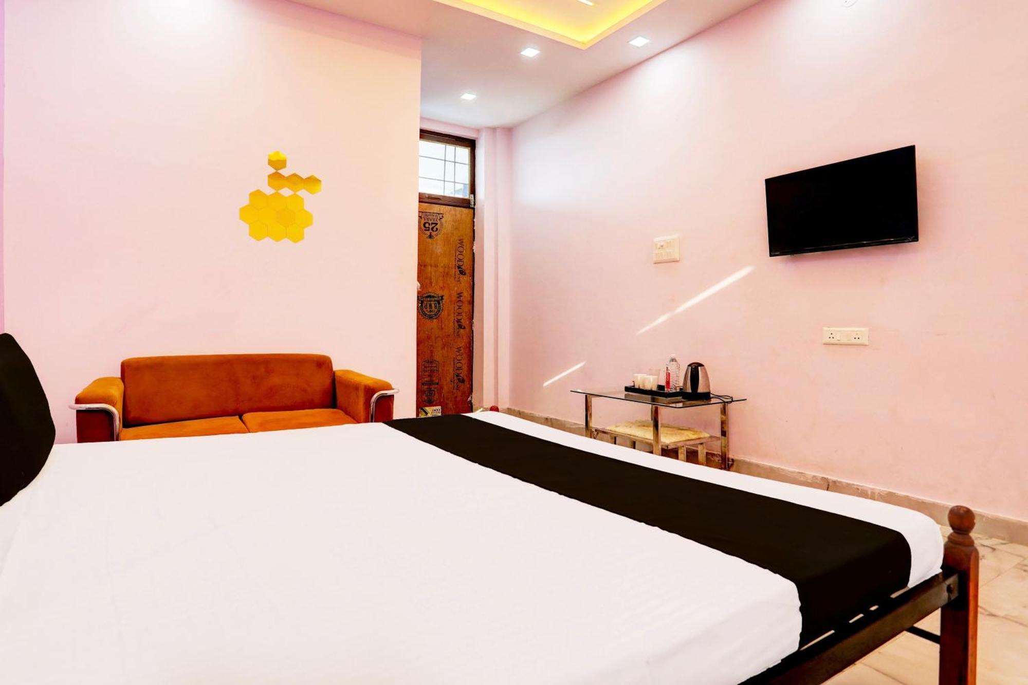 Hotel O Rajendra Palace 坎普尔 外观 照片